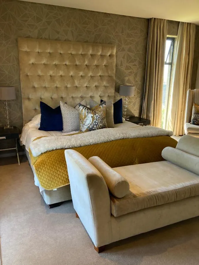 House In Secure Stonehurst Estate Cape Town Holiday home