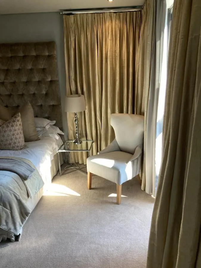 Holiday home House In Secure Stonehurst Estate Cape Town