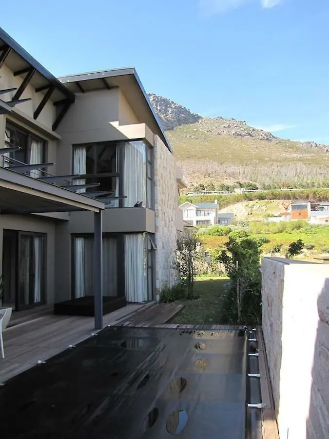 House In Secure Stonehurst Estate Cape Town Holiday home