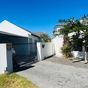 Oasis Of Comfort Cape Town